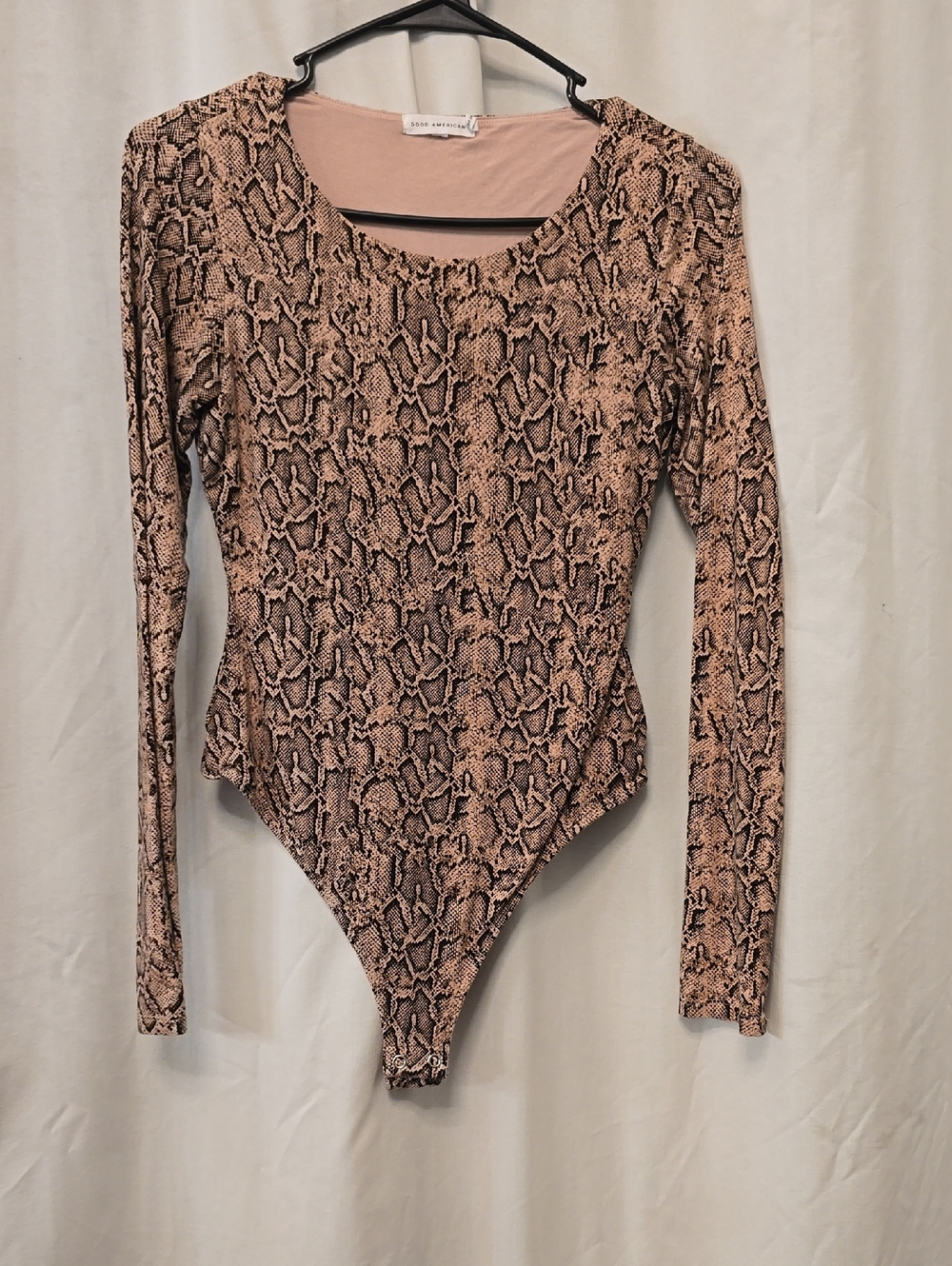 Good American Scoop Neck Top in Dusty Rose